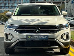 Volkswagen T-Roc TDI STYLE AUTO 12 MONTH WARRANTY - Image 3