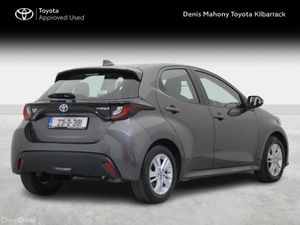 Toyota Yaris HYBRID LUNA 4DR AUTO - Image 2