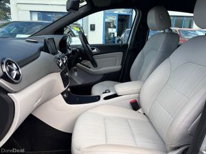 2013 MERCEDES B180 PETROL AUTO LOW KMS - Image 4