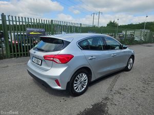Ford Focus 2019 1.0 ECOBOOST TITAUNIM 125 - Image 4