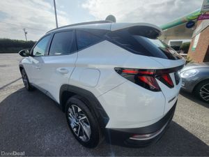 Hyundai Tucson IX35 EXECUTIVE 5DR - Image 2