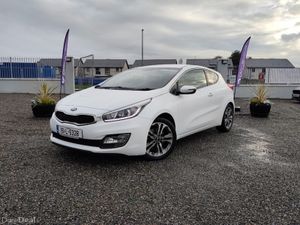 Kia ProCeed PRO CEED DIESEL 1.6 SE 126BHP 3DR - Image 4