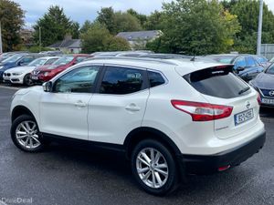Nissan Qashqai 2016 1.5 Diesel Manual - Image 3