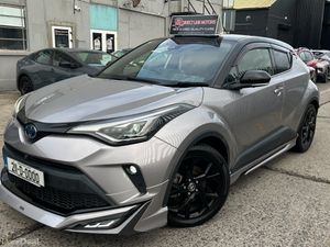 2021 Toyota C-HR  | G Package - Image 3