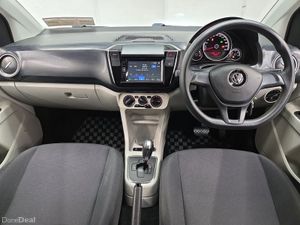 Volkswagen up! Move Model Auto - Image 4