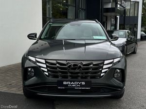 Hyundai Tucson 2WD Executive Plus - Image 2
