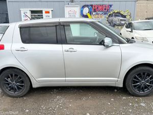 2010 Suzuki Swift 1.2 Automatic - Image 4
