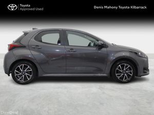 Toyota Yaris LUNA SPORT 4DR A - Image 3