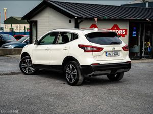 2018 Nissan Qashqai **MINT CONDITION** - Image 3
