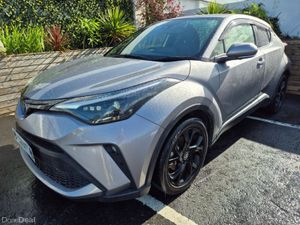 Toyota C-HR 1.8 HYBRID / SOL G-PACK NERO WITH SAFE - Image 3