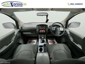 Nissan Navara 2.5 Diesel, 4WD Manual - Image 2