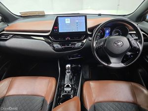 Toyota C-HR G Model Hybrid - Image 4