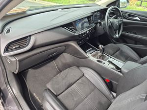 Opel Insignia 2022 - Image 3