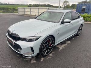 232 Bmw 330e M-Sport Tech + Pro Packs 20 Inch Allo - Image 4