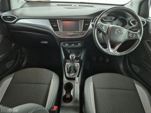 Opel Crossland X SE 1.2i Black Roof - Image 4