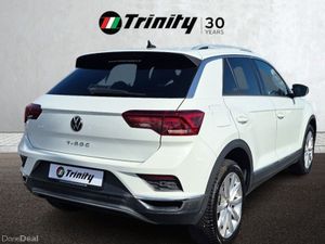 Volkswagen T-Roc ** HIGH SPEC ** STUNNING CAR ** T - Image 3