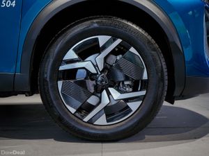 2026 Peugeot 2008 Allure Hybrid 110bhp e-DCS6 Auto - Image 3