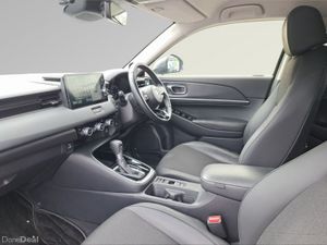 Honda Vezel Z HYBRID AUTO - Image 4
