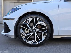 Hyundai IONIQ 6 Ioniq 6 Signature 77kWH, Upgraded - Image 3