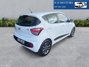 Hyundai i10 2017 DELUXE 1.0 LOW MILEAGE - Image 4