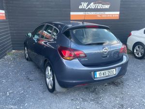 Opel Astra SRI 1.4 I 100PS 5DR - Image 4