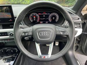Audi A4 S-LINE 35 TDI 2.0 AUTO // LOW MILEAGE // A - Image 4