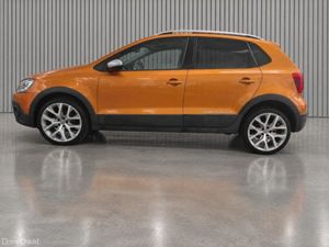 Volkswagen Polo (THE TALL) CROSS POLO - Image 4
