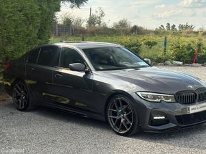 BMW 3-Series 2020 - Image 2