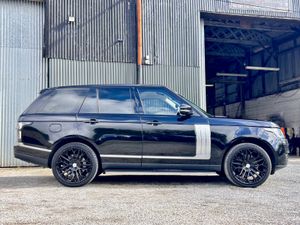 Land Rover Range Rover 2013 5 seater crew cab - Image 4