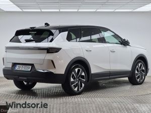 Opel Grandland 1.2 Hybrid 145PS GS - Image 3