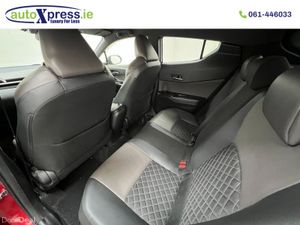 Toyota C-HR 1.8 Hybrid , Grade G, Reversing camera - Image 4