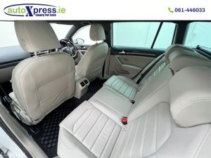 Volkswagen Golf 2.0 TDI High Line Meister Automati - Image 4