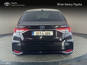 Toyota Corolla Hybrid LunaSport - Image 4