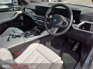 BMW X5 2025 xDrive50e M Sport - Image 3