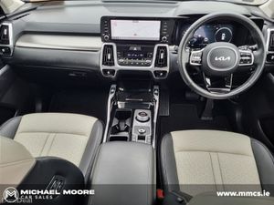 Kia Sorento K3 2.2 Diesel 4x4 AUTO*(7 Seats, PANOR - Image 2