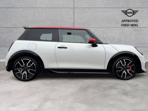 Mini Cooper John Cooper Works - Image 3