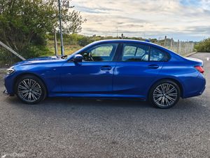 BMW 3-Series 2020 330E M sport - Image 4