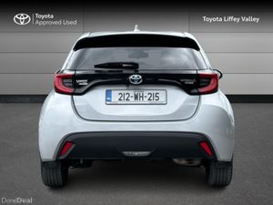Toyota Yaris YARIS HYBRID LUNA SPORT - Image 4
