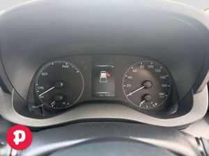 Toyota Yaris X Hybrid Auto - Straight Sale Discoun - Image 4