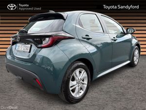 Toyota Yaris HYBRID LUNA // REAR CAMERA // TOYOTA - Image 4