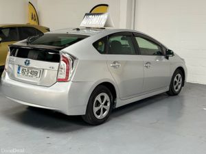 2015 Toyota Prius 1.8 Hybrid Automatic - Image 4