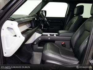 Land Rover Defender X-DYNAMIC HSE DEFENDER 110 PHE - Image 3