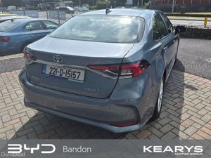 Toyota Corolla 1.8 Hybrid Luna Saloon - Image 2