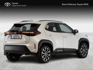 Toyota Yaris Cross Sport Hybrid - Image 2