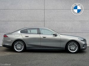 BMW i5 eDrive40 Sport Edition Saloon - Image 3