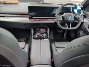 BMW 5-Series 530e M Sport Pro Saloon - Image 4