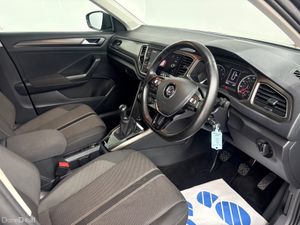 Volkswagen T-Roc SE 1.0 Tsi 2018 - Image 3