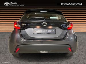 Toyota Yaris HYBRID LUNA // REAR CAMERA // TOYOTA - Image 4