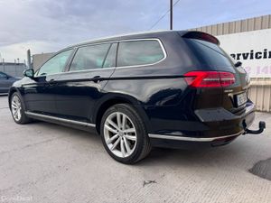 182 VW Passat 1.6TDI DSG AUTO Highline Estate - Image 3