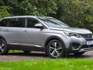 🔥2019 Peugeot 5008 Allure 7 Seats 🔥 - Image 3